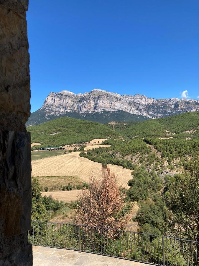 Vistas A La Montana En Un Pueblo Con Encanto. El Pueyo de Araguás Kültér fotó