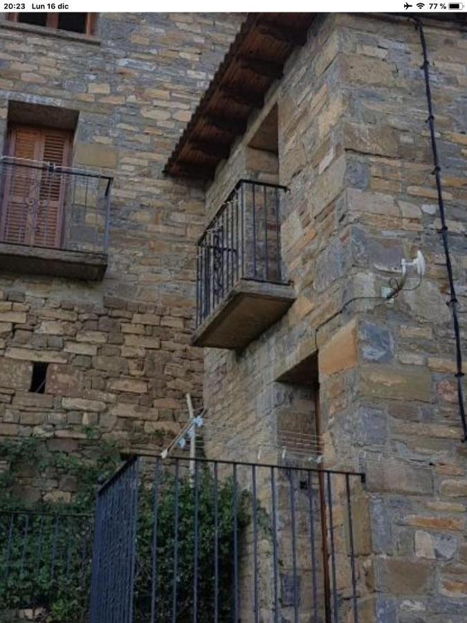 Vistas A La Montana En Un Pueblo Con Encanto. El Pueyo de Araguás Kültér fotó