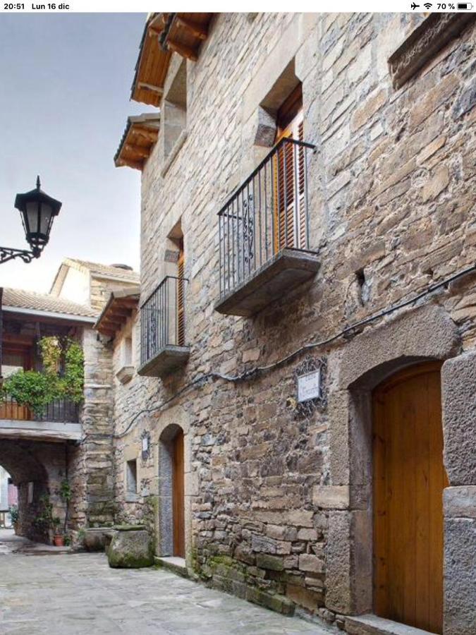 Vistas A La Montana En Un Pueblo Con Encanto. El Pueyo de Araguás Kültér fotó