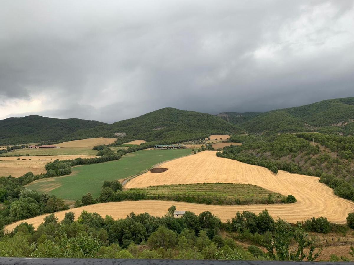 Vistas A La Montana En Un Pueblo Con Encanto. El Pueyo de Araguás Kültér fotó