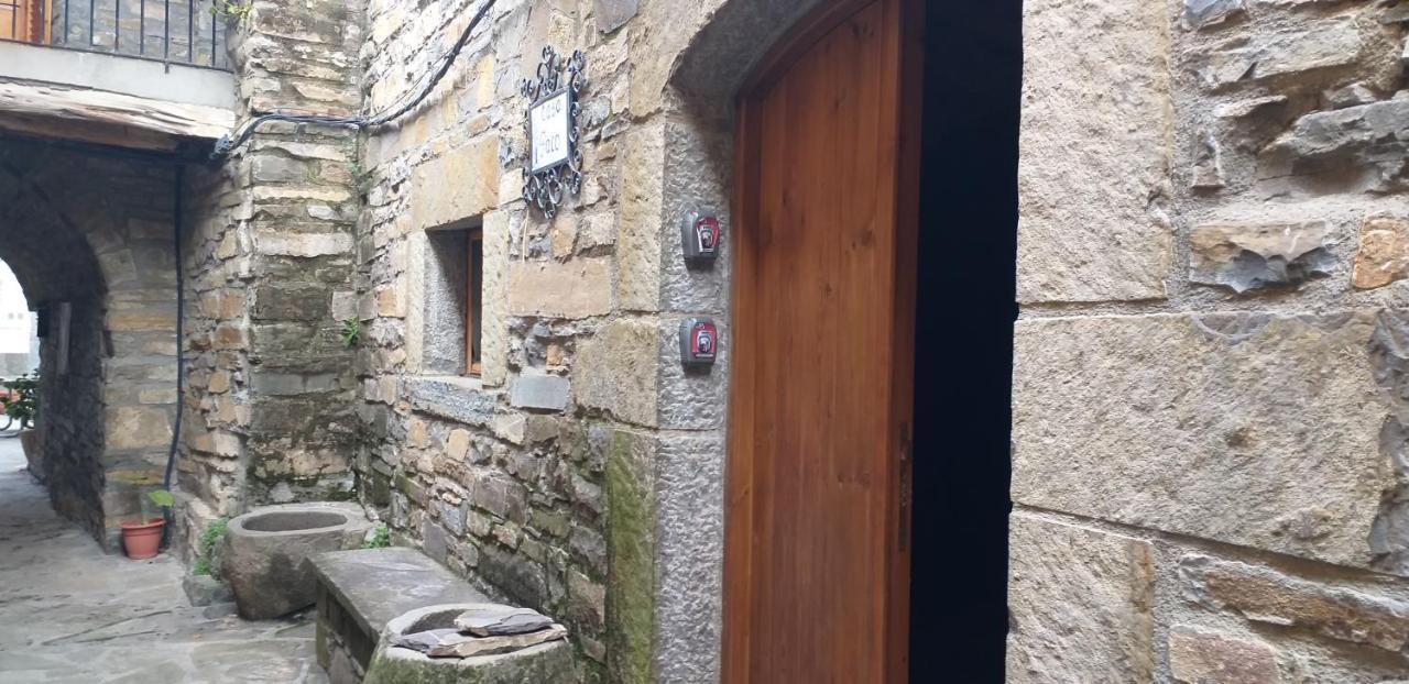 Vistas A La Montana En Un Pueblo Con Encanto. El Pueyo de Araguás Kültér fotó